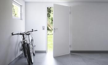 2018 bietet Hörmann neben Haustüren und Garagentoren auch Stahl-Sicherheitstüren als Keller- oder Nebenabschlusstür im Rahmen der Aktion an.